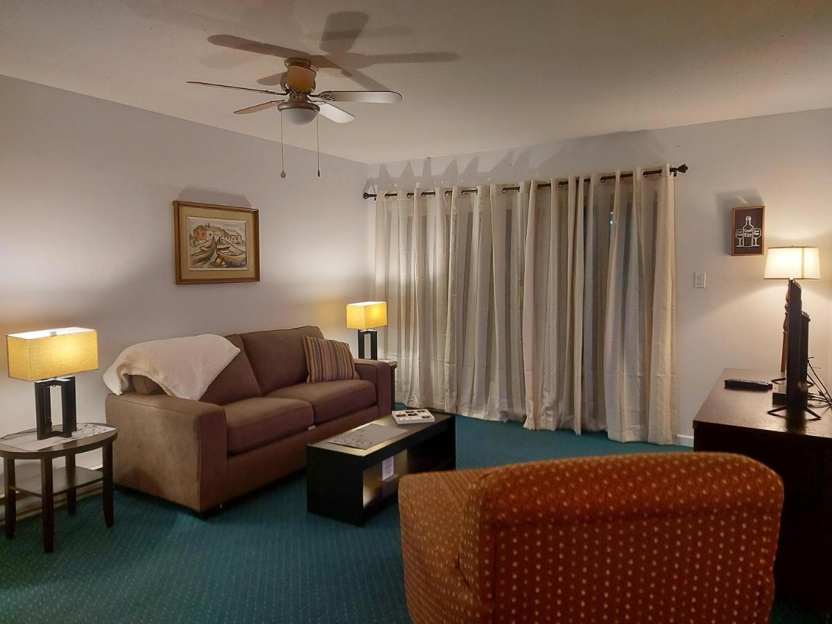 Richter Pass Beach Resort Osoyoos Exterior foto