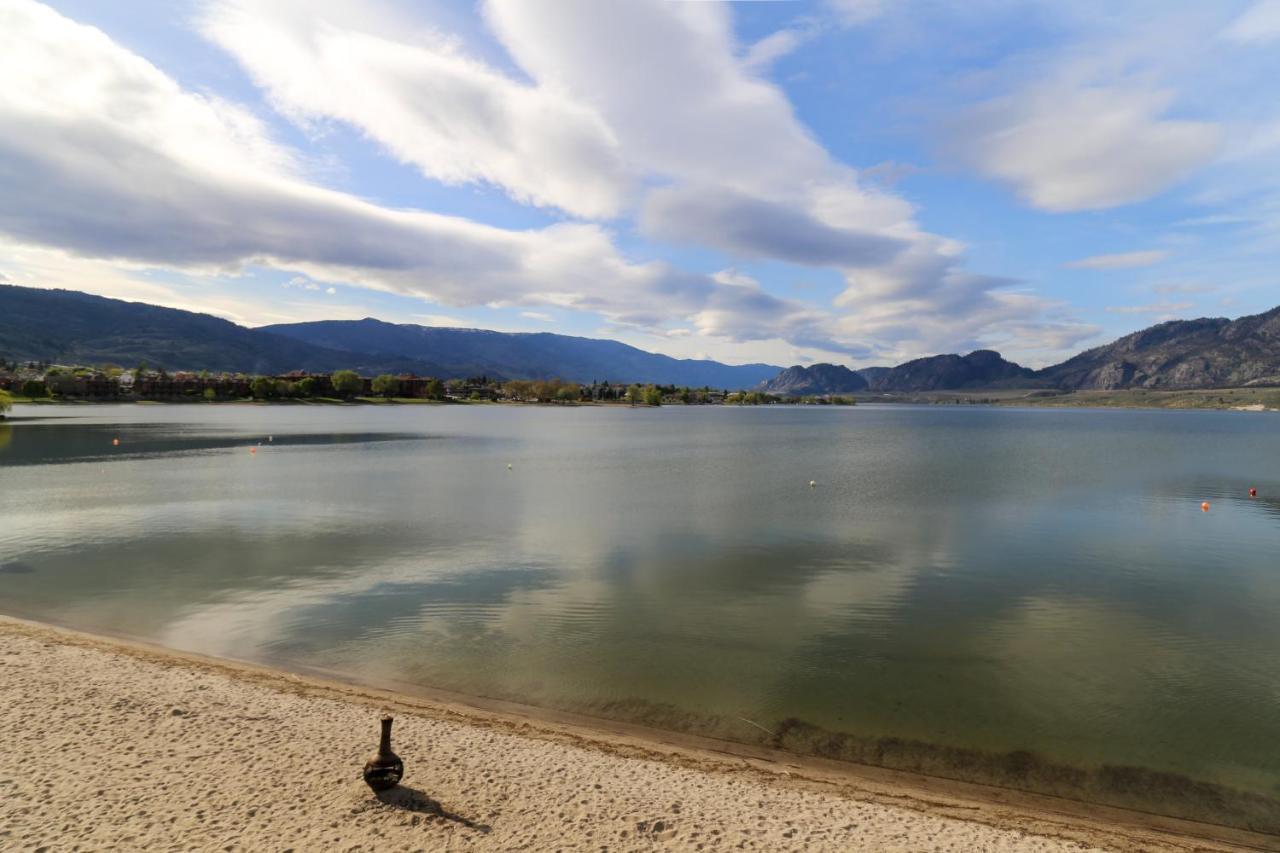 Richter Pass Beach Resort Osoyoos Exterior foto